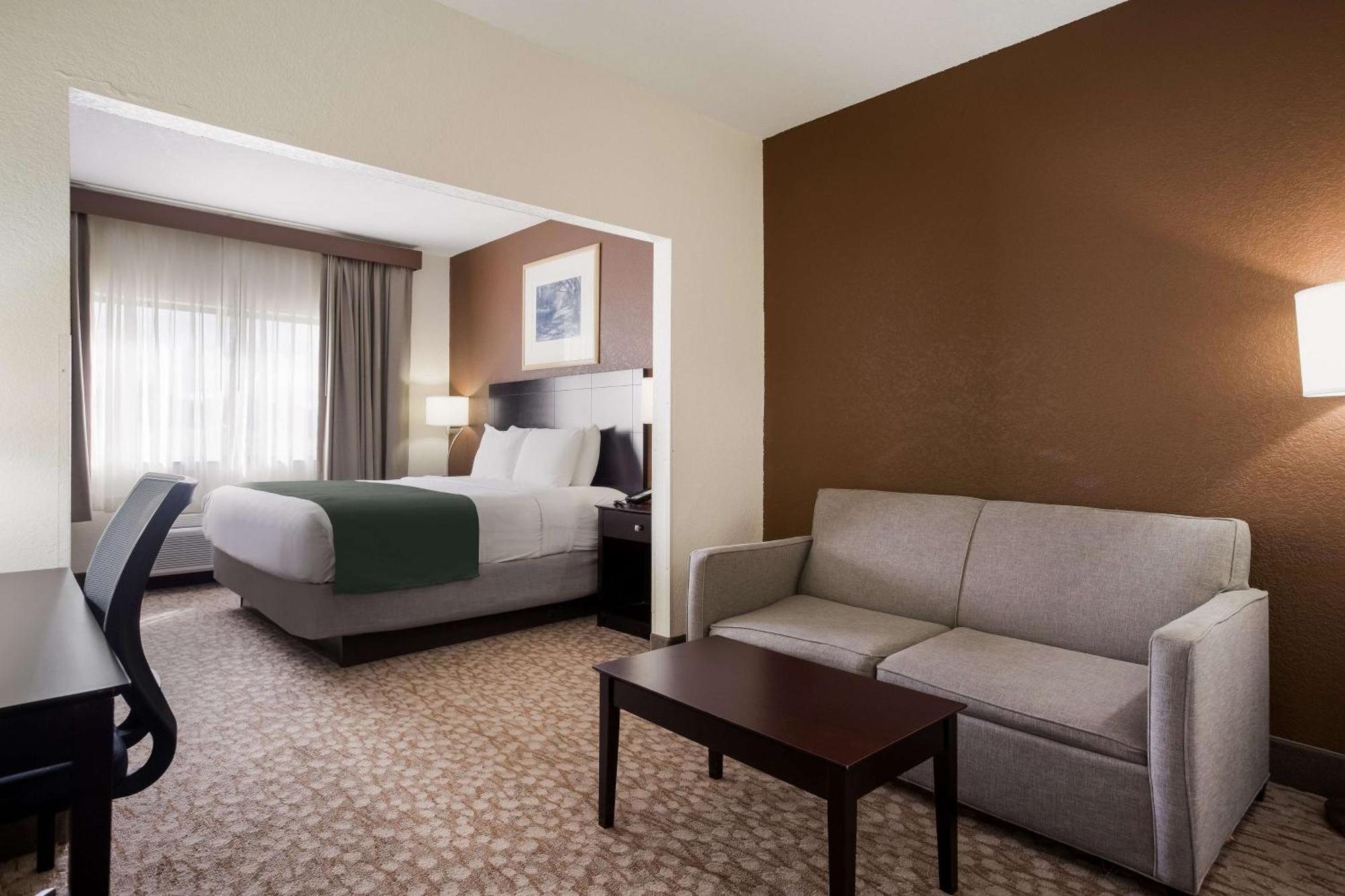 Best Western Kendallville Inn Екстер'єр фото