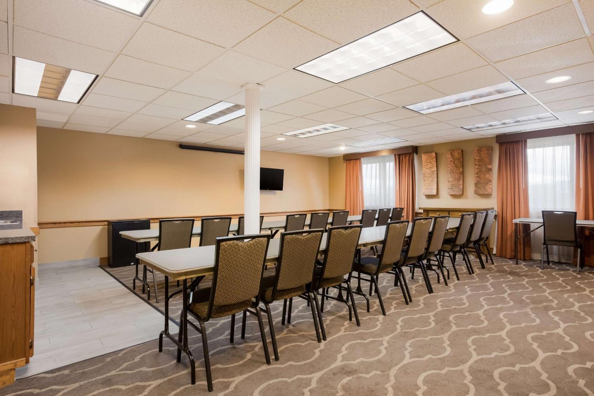 Best Western Kendallville Inn Екстер'єр фото