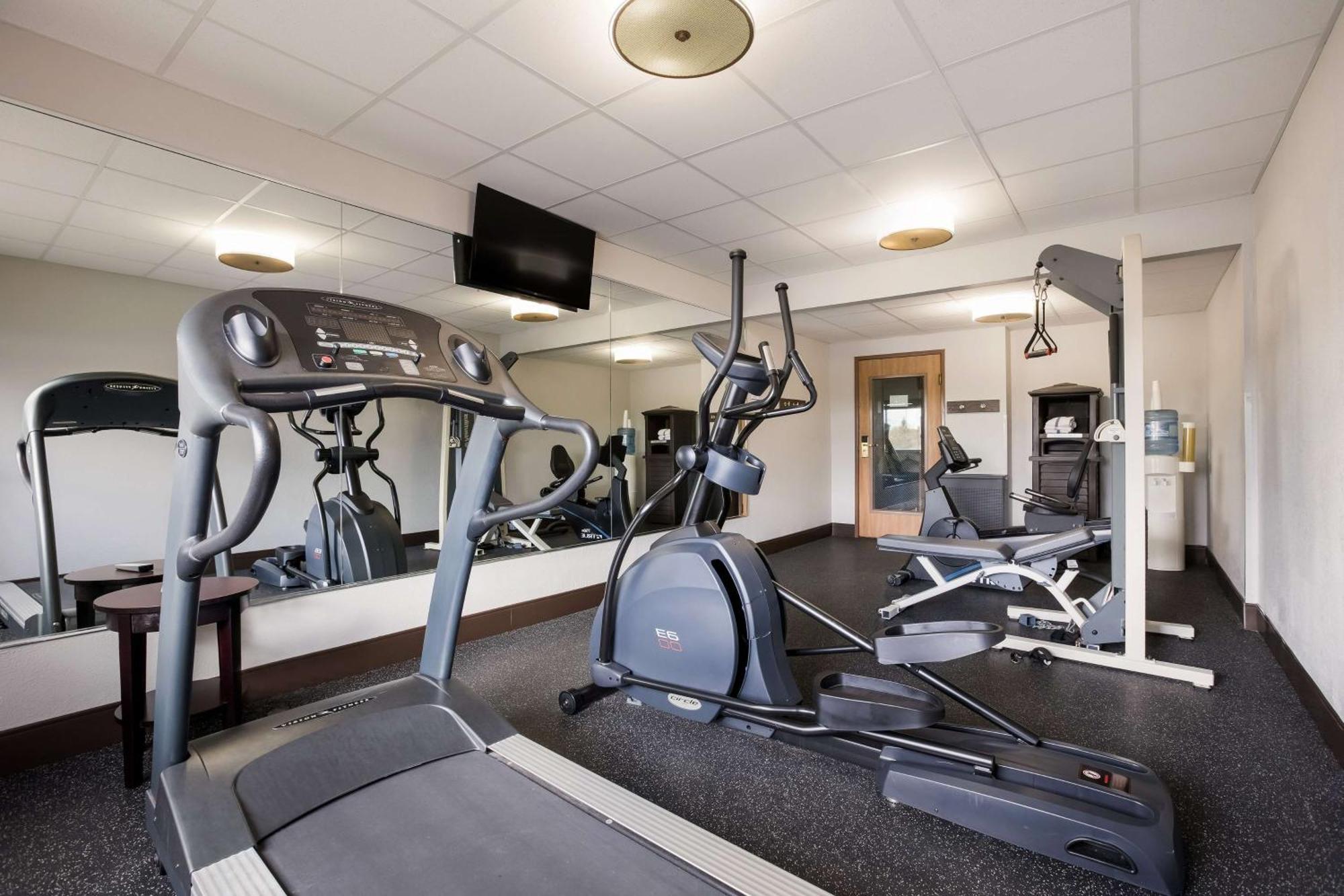 Best Western Kendallville Inn Екстер'єр фото