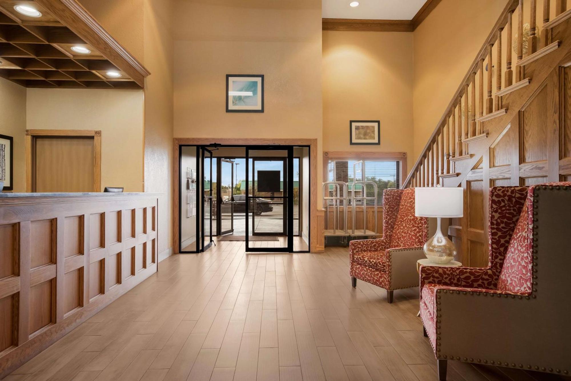 Best Western Kendallville Inn Екстер'єр фото